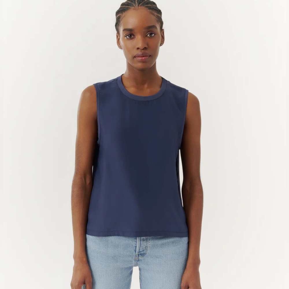 ATM Anthony Thomas Melillo Charmeuse Silk Muscle Tank! NWT SMALL‎ navy